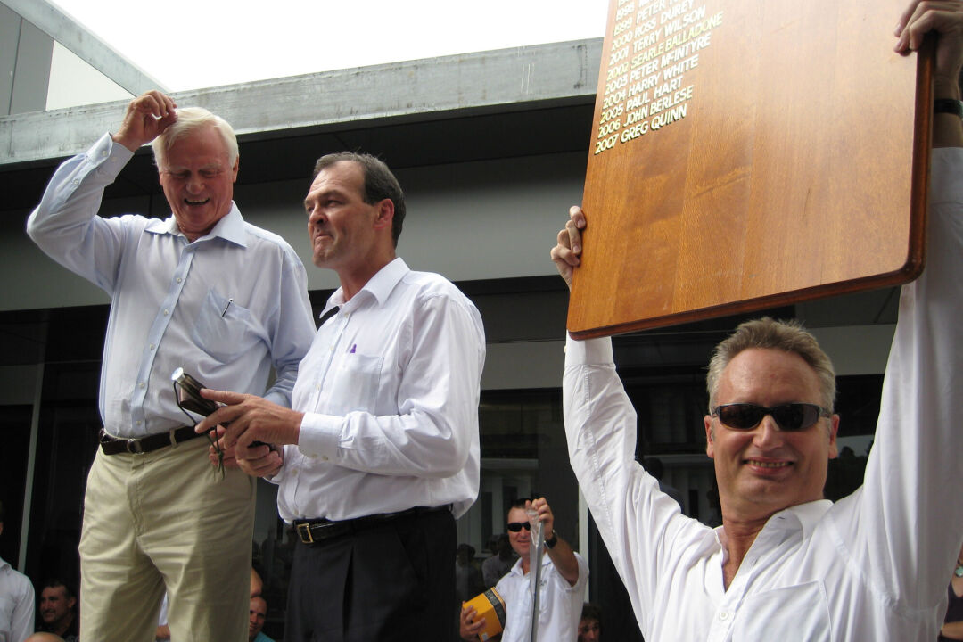 2007 / Greg wins Hutchies' Constructor of the Year (COTY) Award