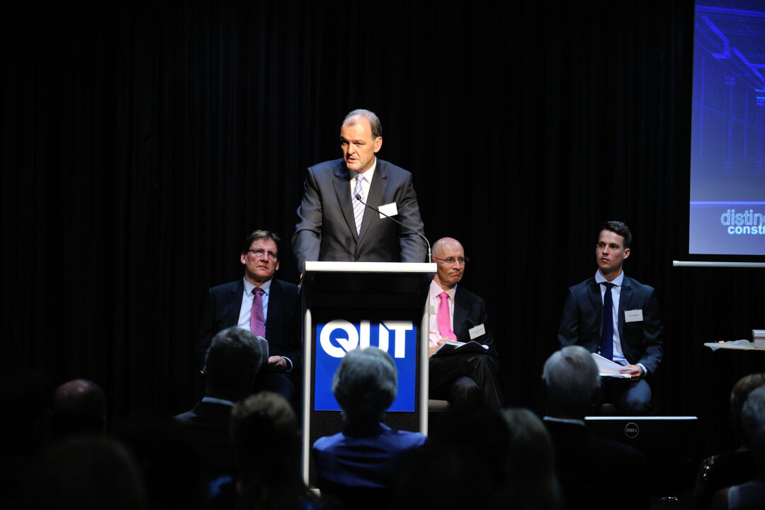 2013 / Greg awarded QUT's Distinguished Constructor Award