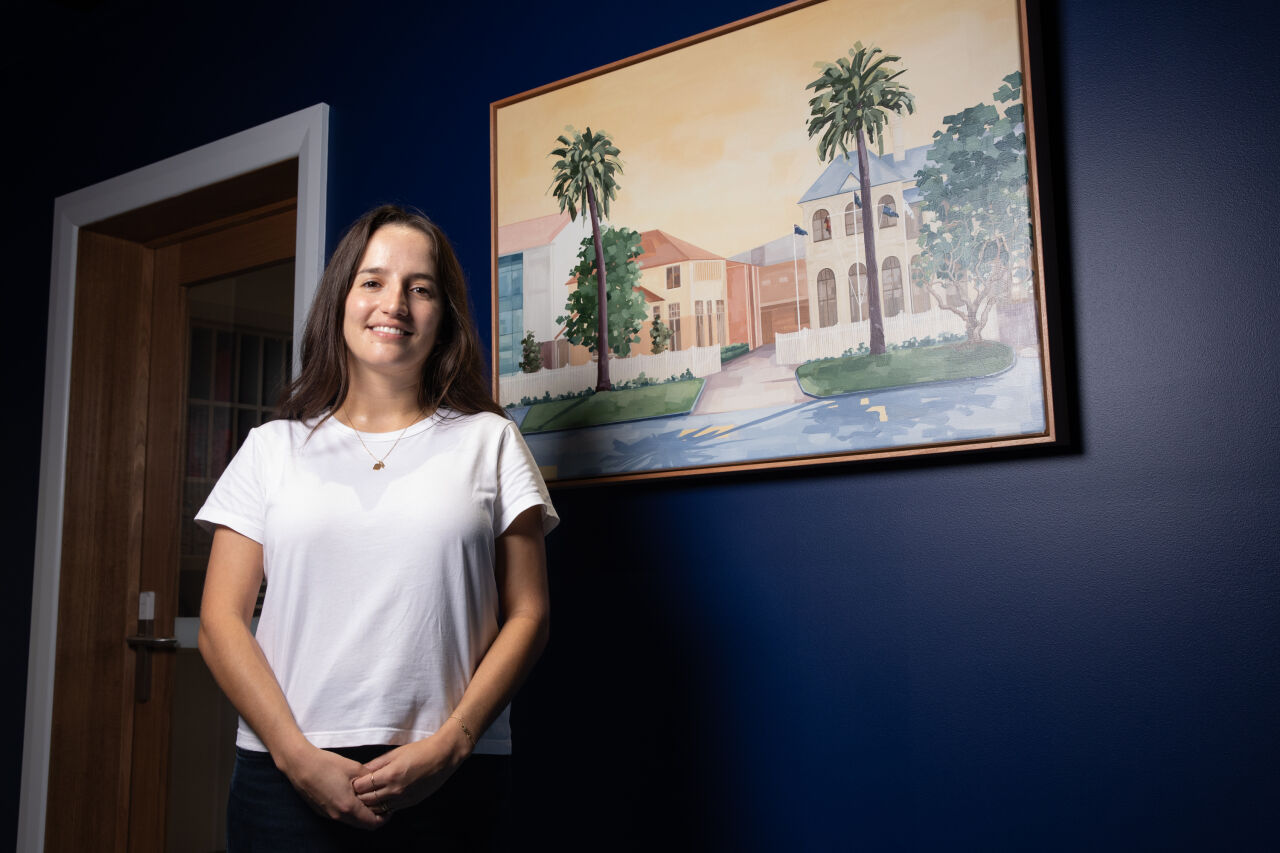 Artist Julia Sirianni