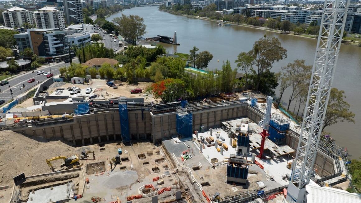 Hutchinson completes earthworks at Consolidated Properties' Toowong apartment development, Monarch Residences