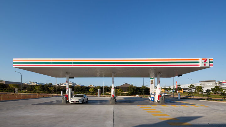 7-Eleven Service Stations