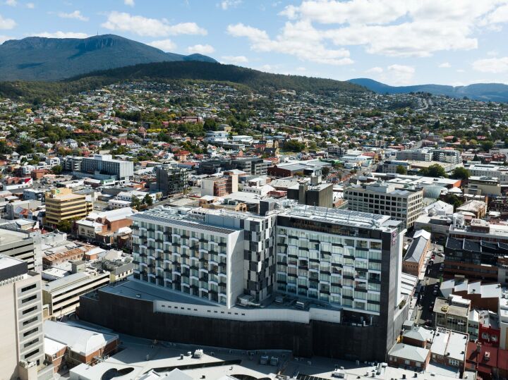 Crowne Plaza Hobart