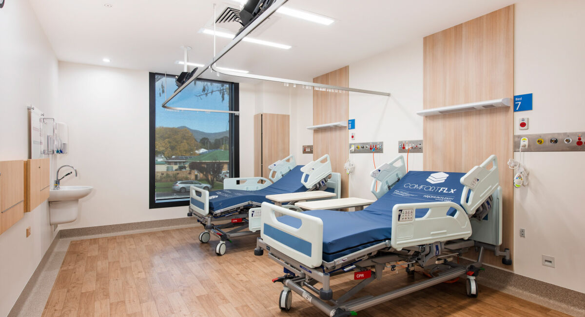 Hospitals Hutchinson Builders