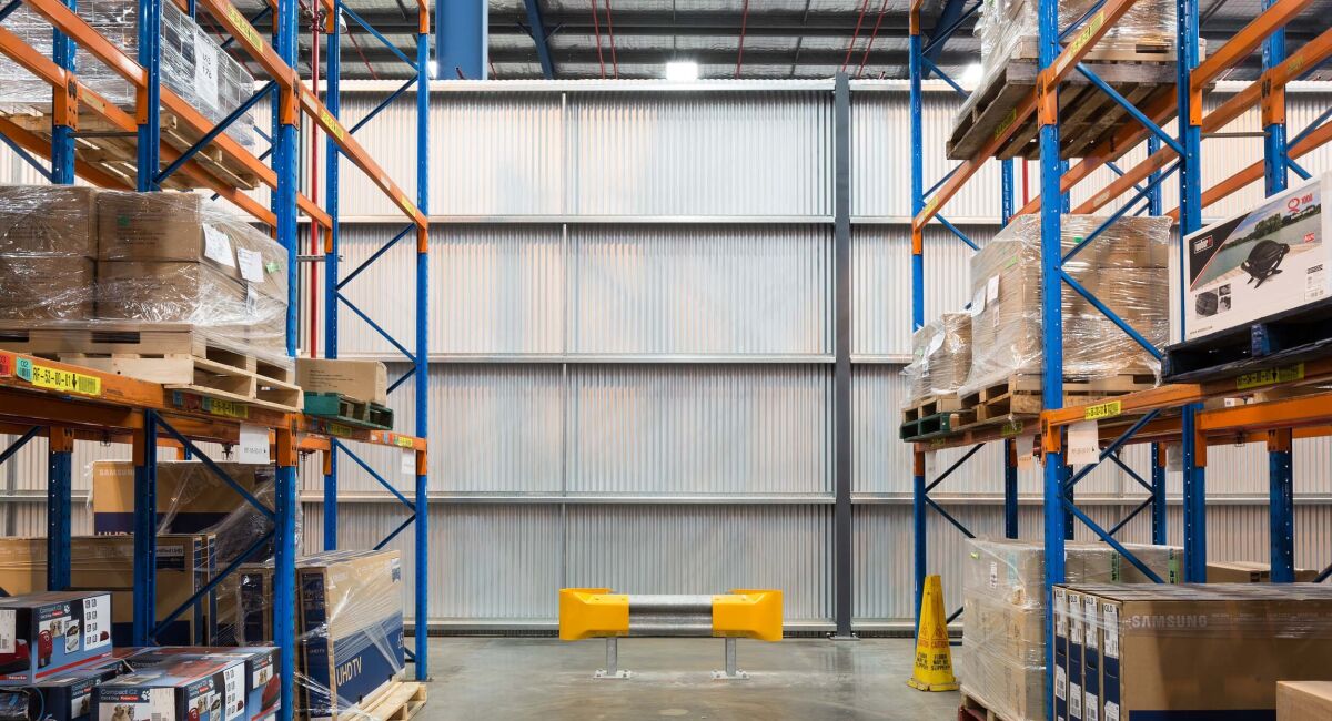 Myer Distribution Centre / Hutchies