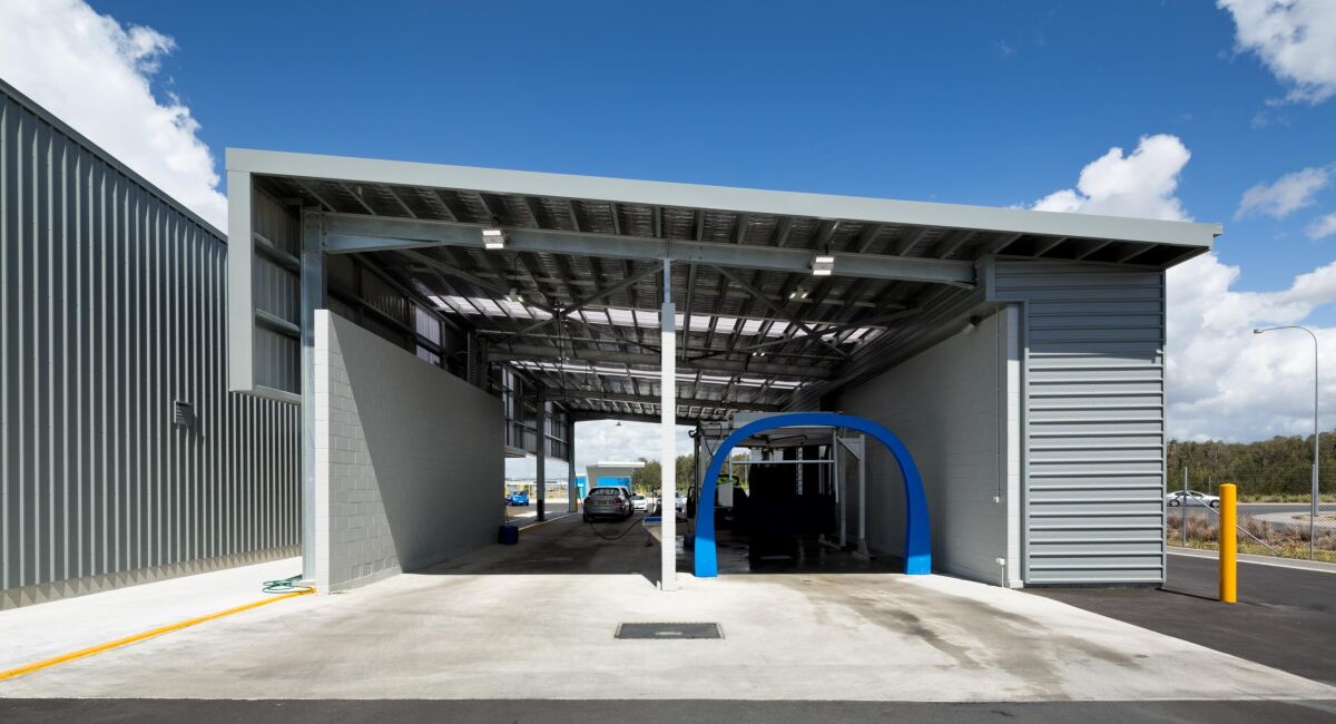 Thrifty Car Rental Facility / Hutchies